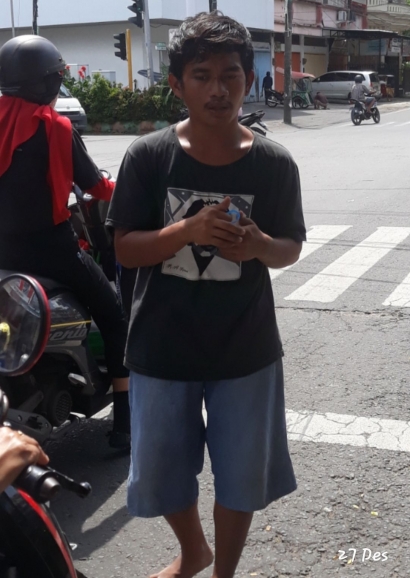 Pemuda Sehat Jadikan Mengemis di Kota Makassar sebagai Lahan Profesi