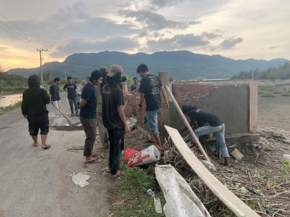 16 Tahun Tsunami Aceh, Prodi Teknik Sipil Unmuha Aceh Gelar Aksi Sosial