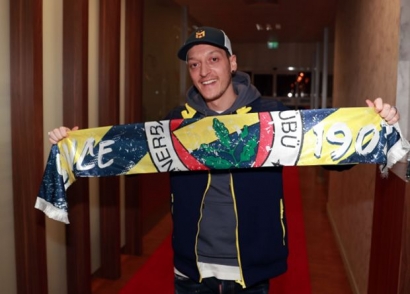 Akhirnya Mesut Ozil "Pulang Kampung" pada Bursa Transfer Musim Dingin Ini