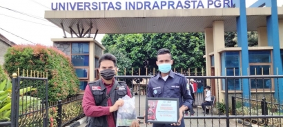 DPM Unindra Serahakan Hasil Penggalangan Dana ke ACT
