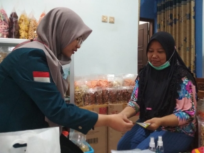 Mahasiswa KKN Undip Perkenalkan Aplikasi dari Perpustakaan Nasional Republik Indonesia, iPusnas