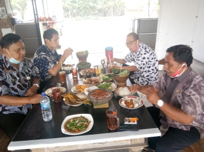 Mbang Kulon Wanatirta, Alternatif Wisata Kuliner di Paguyangan