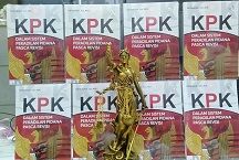 Buku KPK Dalam Sistem Peradilan Pidana Pasca Revisi Karya Terbaik Edi Abdullah