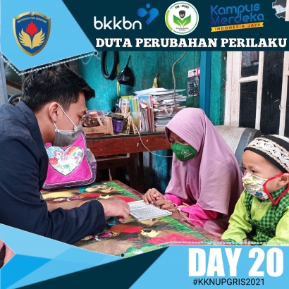 MAHASISWA KKN UPGRIS 2021 Mengajarkan Baca Tulis Quran dan Mengaji kepada Anak-anak