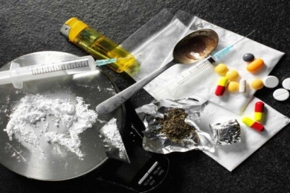 Polisi Saling Tangkap, Menangkap Akibat Narkoba