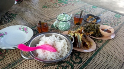 Kuliner Spesial Bebek Goreng "Madiyo" Pantai Depok DIY
