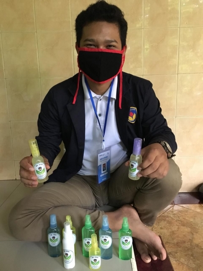 Pembuatan Hand Sanitizer untuk Mencegah Virus