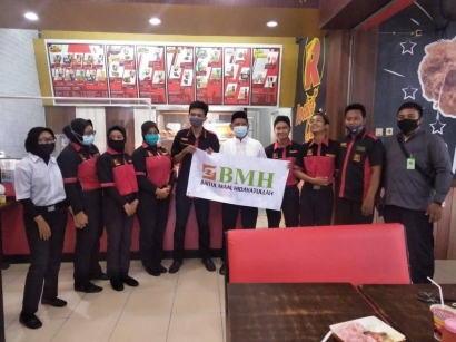 BMH: Doa Bersama di Rocket Chicken Kartini Sidoarjo