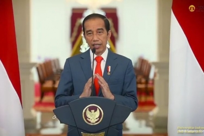 Jokowi di Antara "Rapuhnya" Komunikasi Publik Pemerintah