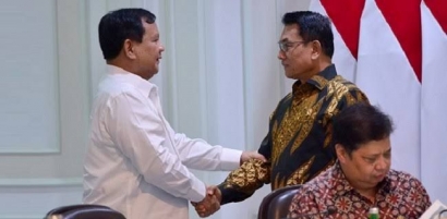 Gantikan AHY, Memangnya Moeldoko Bisa Kalahkan Prabowo?