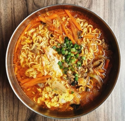4 Rekomendasi Makanan Korea Yang Populer di Indonesia