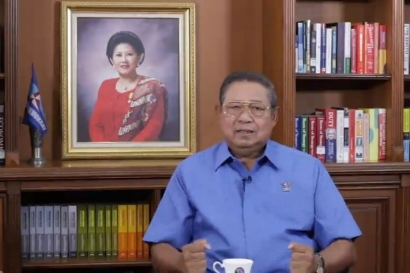 SBY Ingat Masa Lalu, Moeldoko Pikir Masa Depan