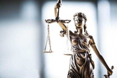 Dewi Keadilan dan Pertimbangan Hukum
