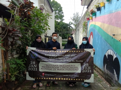 Pandemi Bukan Menjadi Alasan bagi Mahasiswa Perbankan Syariah FAI UHAMKA untuk Melakukan Kuliah Kerja Sosial