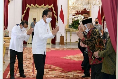 Brilian, Jokowi Bungkam Amien Rais dan Sekaligus Redakan Kisruh Demokrat AHY- Moeldoko