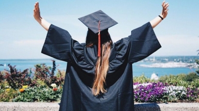 10 Program Beasiswa Terbaik Masuk Perguruan Tinggi Negeri dan Swasta