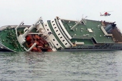 Kupas Ulang Tragedi Kapal Sewol 7 Tahun yang Lalu