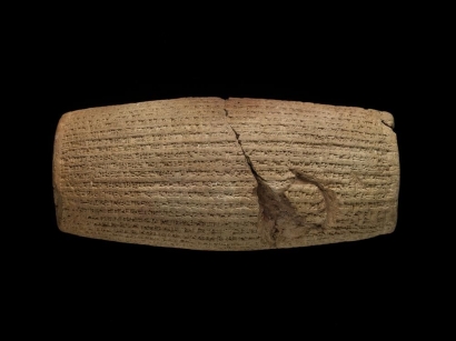 Sejarah Cyrus Cylinder: Konstitusi HAM Pertama di Dunia