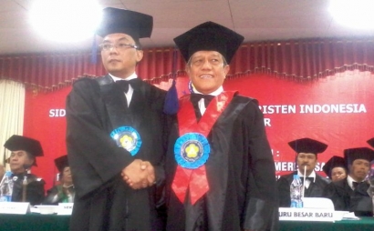 Sang Pejuang Buruh Prof. Dr. Muchtar Pakpahan, SH, MA Telah Pergi