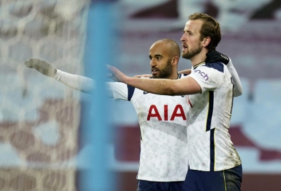 Kalahkan Tuan Rumah Aston Villa, Tottenham Hotspur Kembali ke Papan Atas