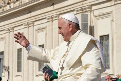 Pesan Paskah Paus Fransiskus: Kristus yang Bangkit adalah Harapan bagi Semua yang Terus Menderita