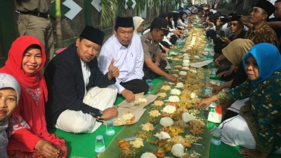 Tradisi Megengan, Makan Nasi Keroyokan Jelang Ramadhan di Kota Pekalongan