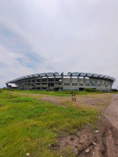 Stadion 225 Miliar Terbengkalai di Makassar