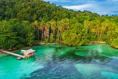 Kenapa Sebaiknya Memilih untuk Traveling #DiIndonesiaAja Selama Tahun 2021?