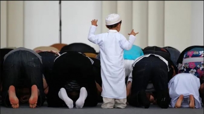 3 Ulah Anak-anak di Masjid Saat Ramadan Ini Bikin Emosian, tapi Begitu Dirindukan