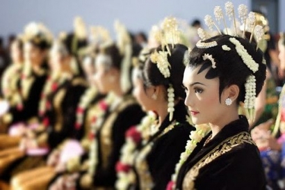 Fakta Menarik Budaya Jawa! Berikut 5 Pantangan yang Tidak Boleh Dilakukan oleh Orang Jawa