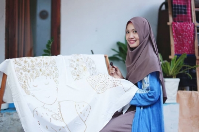 Pikahayang: Ciptakan Desain dan Fashion Batik Berkarakter Alam dan Budaya Tradisional Khas Indonesia