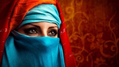 Pilu Perempuan Islam Ketika Panutan Telah Berakhir