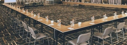 Tips Memilih Meja untuk Ruang Meeting
