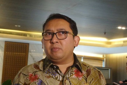 Lama Tenggelam, Fadli Zon Trending Ketika Mengaku Temannya Munarman