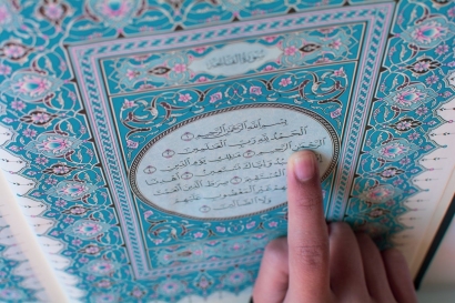 Jangan Terburu-buru, Resapi Kenikmatan Membaca Al-Fatihah