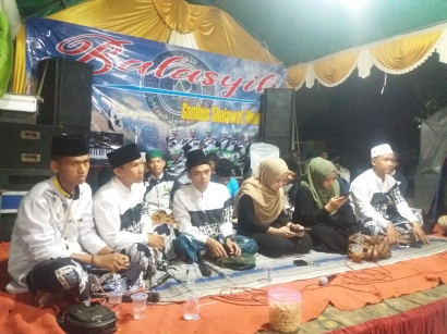 Bupati Cirebon Mengapresiasi Prestasi Grup Hadroh Ahbaburrosul dari Desa Cempaka Talun