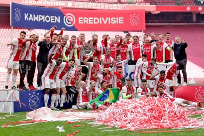 Selamat! Ajax Raih Juara Liga Eredivisie 2020/2021
