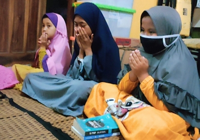 Ngalap Berkah Ramadan, Anak-anak TBM Lentera Pustaka Rampungkan Khataman ke-4