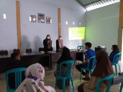 PMM 18 Melakukan Sosialisasi Pencegahan Pernikahan Dini untuk Para Remaja Desa Taman Baru, Sekotong, Nusa Tenggara Barat