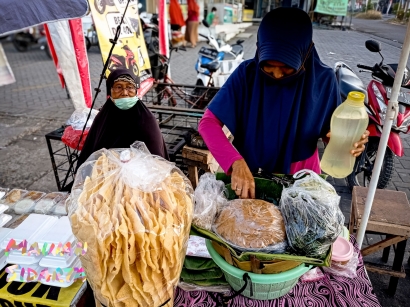 Semanggi Suroboyo-Lontong Balap Wonokromo, Kuliner Melegenda dari Surabaya