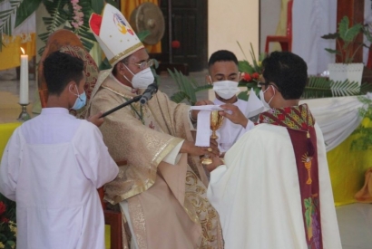 Tahbisan Imam Baru Keuskupan Atambua, "Engkaulah Imam Hingga Kekal"