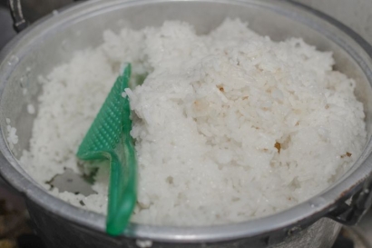 Cara Memasak Nasi Tanpa Rice Cooker, Berjaga-jaga Jika Listrik Padam