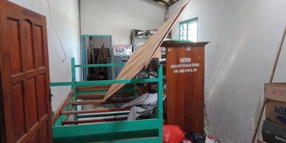 Persiapan Pembuatan Ruang Baca untuk Meningkatkan Minat Literasi Masyarakat Desa Juwet
