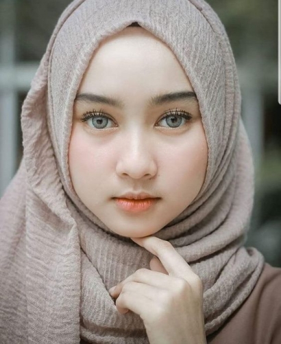 4 Tips Hijab untuk Kamu yang Berpipi Tembem, Jangan Minder!