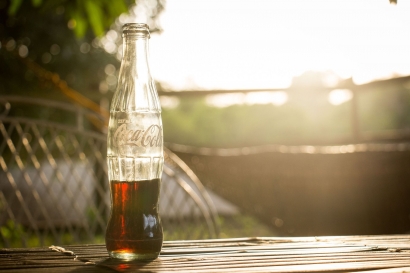 Sejarah Coca-Cola dan Peran Krusial Marketing dalam Kesuksesan Mereka