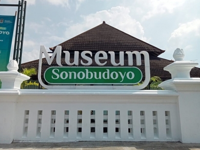 Mengenal Arca Dewa-Dewi Hindu di Museum Sonobudoyo