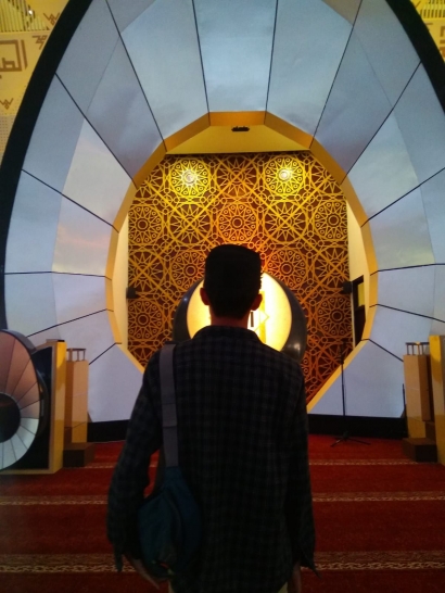 Pesona Masjid Sumatera Barat, Masjid Unik yang Terinspirasi Hajar Aswad