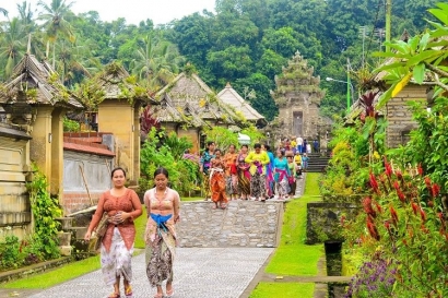 Hindu di Bali : Antara Agama dan Budaya yang Saling Melekat