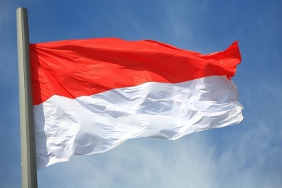 Indonesia Perlu Ganti Rakyat, Bukan Presiden!