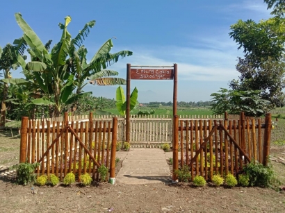 Keindahan Embung Cokro Desa Sukoanyar, Pengadaan Taman Instagramable oleh Kelompok KKN UM 2021 Desa Sukoanyar